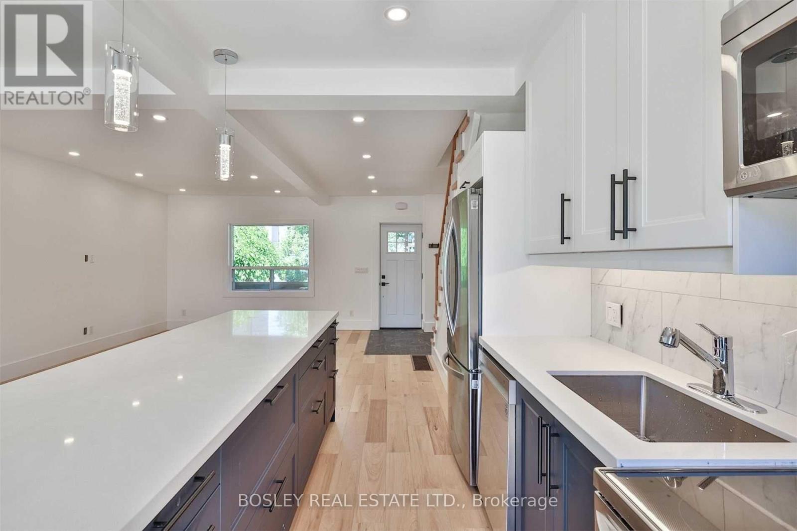 Upper - 283 Davisville Avenue, Toronto, Ontario  M4S 1H1 - Photo 20 - C12589202