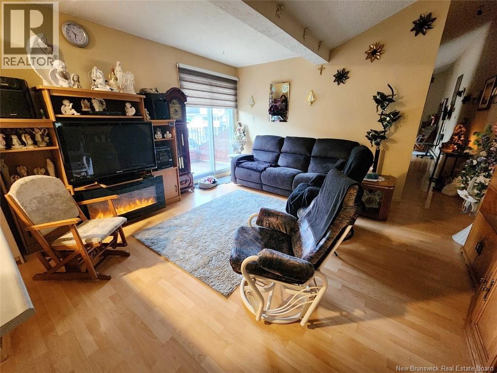 296 Victoria Street, Edmundston, New Brunswick  E3V 2H9 - Photo 7 - NB130719