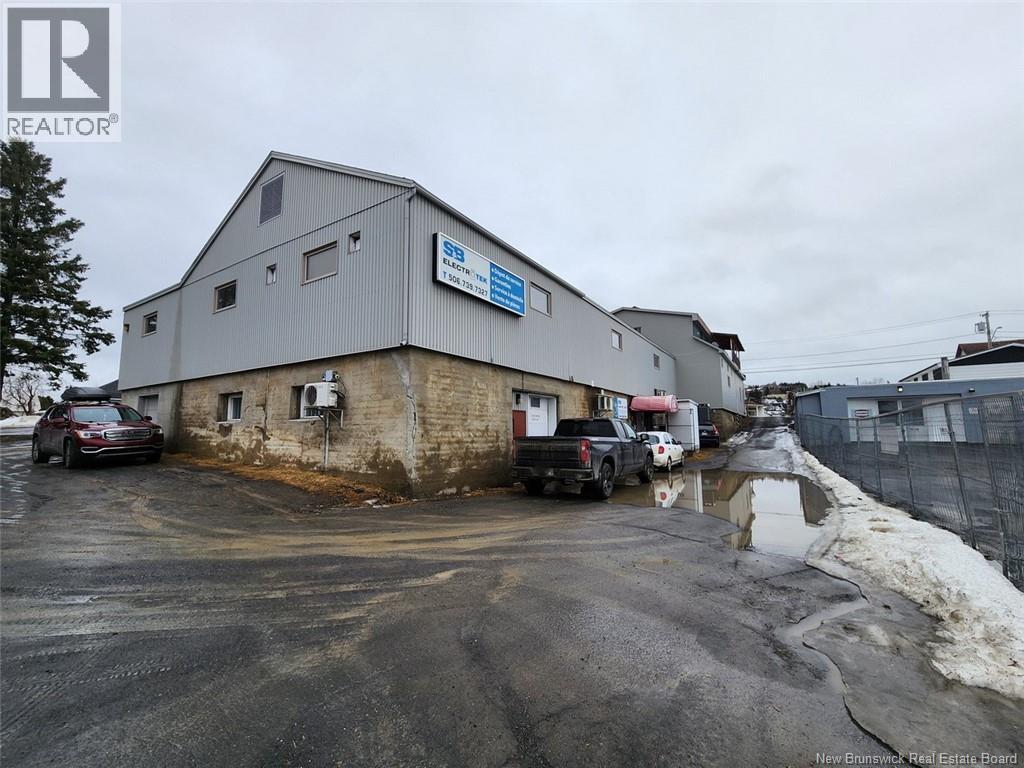 296 Victoria Street, Edmundston, New Brunswick  E3V 2H9 - Photo 38 - NB130719