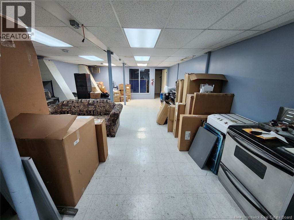 296 Victoria Street, Edmundston, New Brunswick  E3V 2H9 - Photo 34 - NB130719