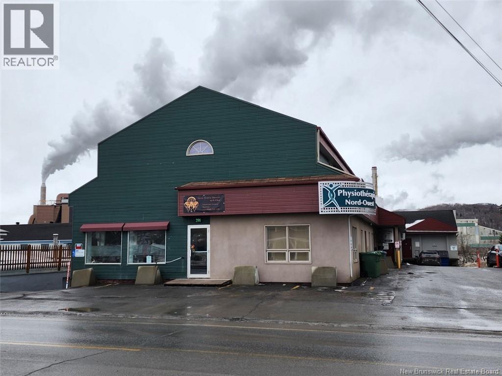 296 Victoria Street, Edmundston, New Brunswick  E3V 2H9 - Photo 1 - NB130719