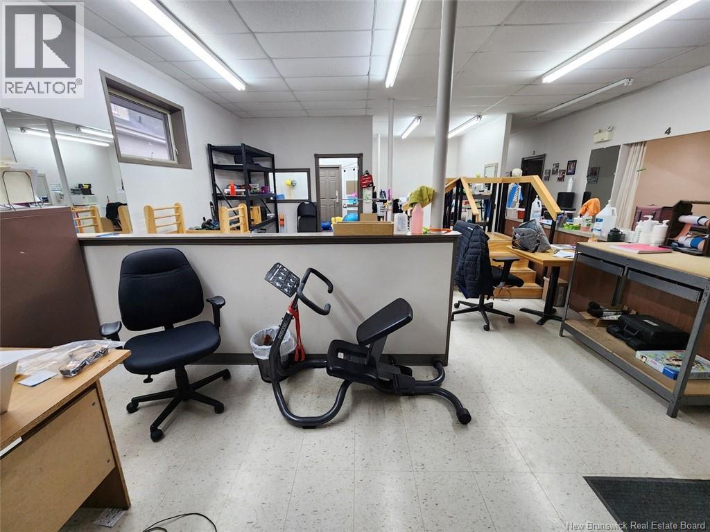 296 Victoria Street, Edmundston, New Brunswick  E3V 2H9 - Photo 25 - NB130719