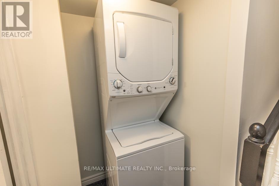 Main - 147 Perth Avenue, Toronto, Ontario  M6P 3X2 - Photo 21 - W12589190