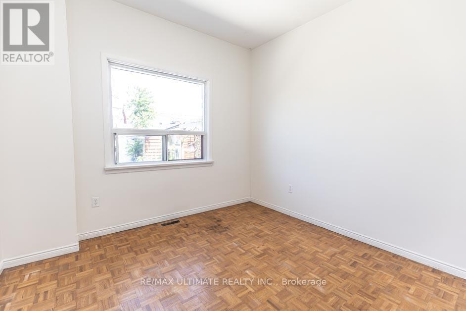 Main - 147 Perth Avenue, Toronto, Ontario  M6P 3X2 - Photo 5 - W12589190