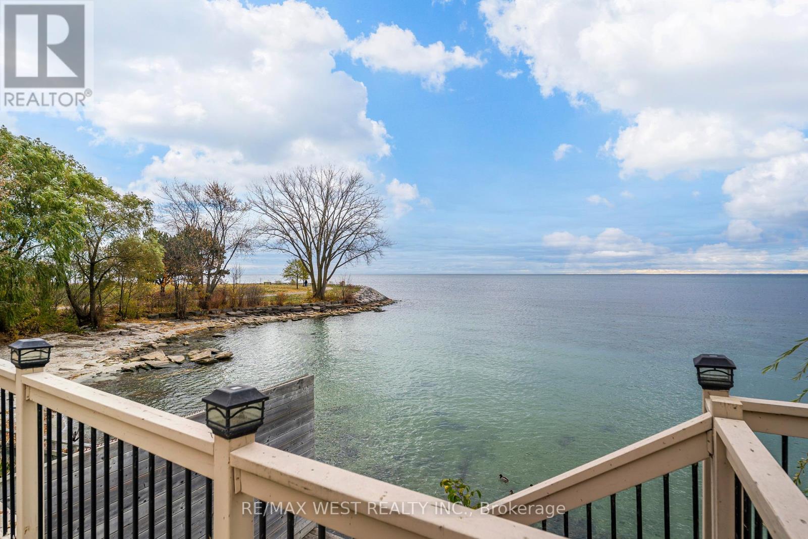 5 Eleventh Street, Toronto, Ontario  M8V 2G2 - Photo 10 - W12589206