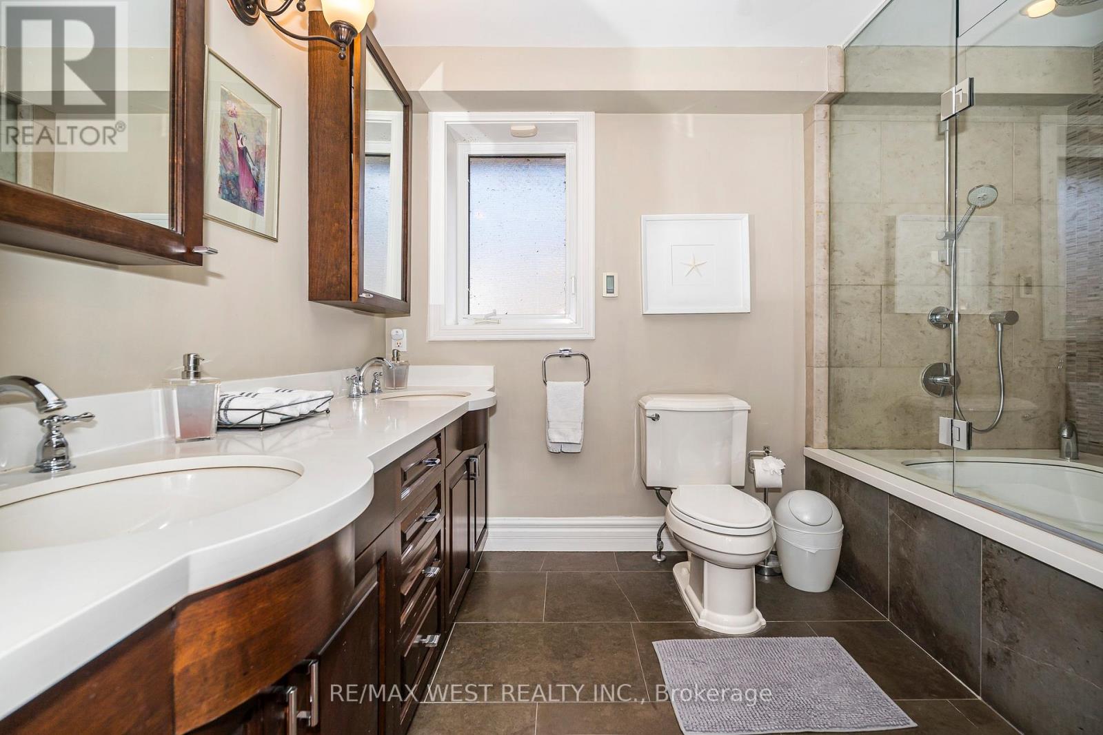 5 Eleventh Street, Toronto, Ontario  M8V 2G2 - Photo 32 - W12589206