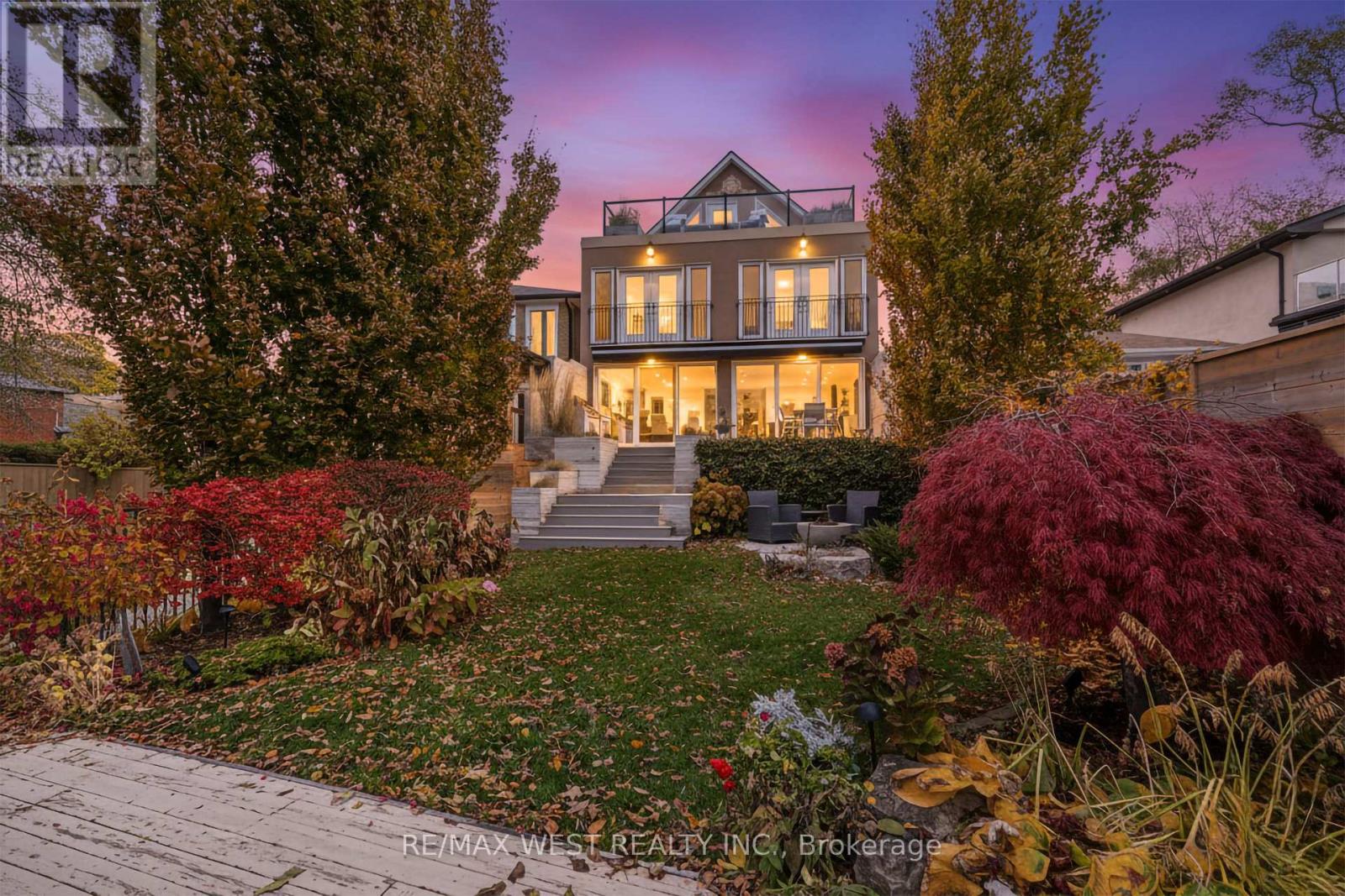 5 Eleventh Street, Toronto, Ontario  M8V 2G2 - Photo 6 - W12589206