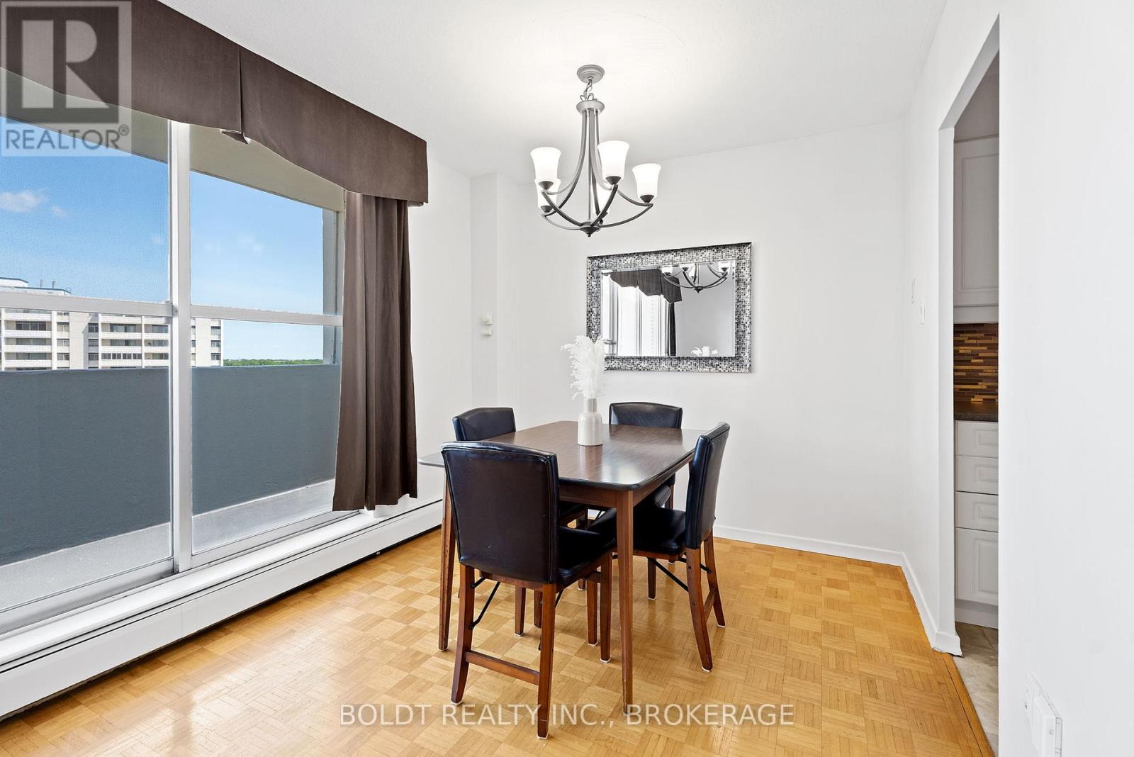 1008 - 35 Towering Heights Boulevard, St. Catharines (Glendale/glenridge), Ontario  L2T 3G8 - Photo 18 - X12589220