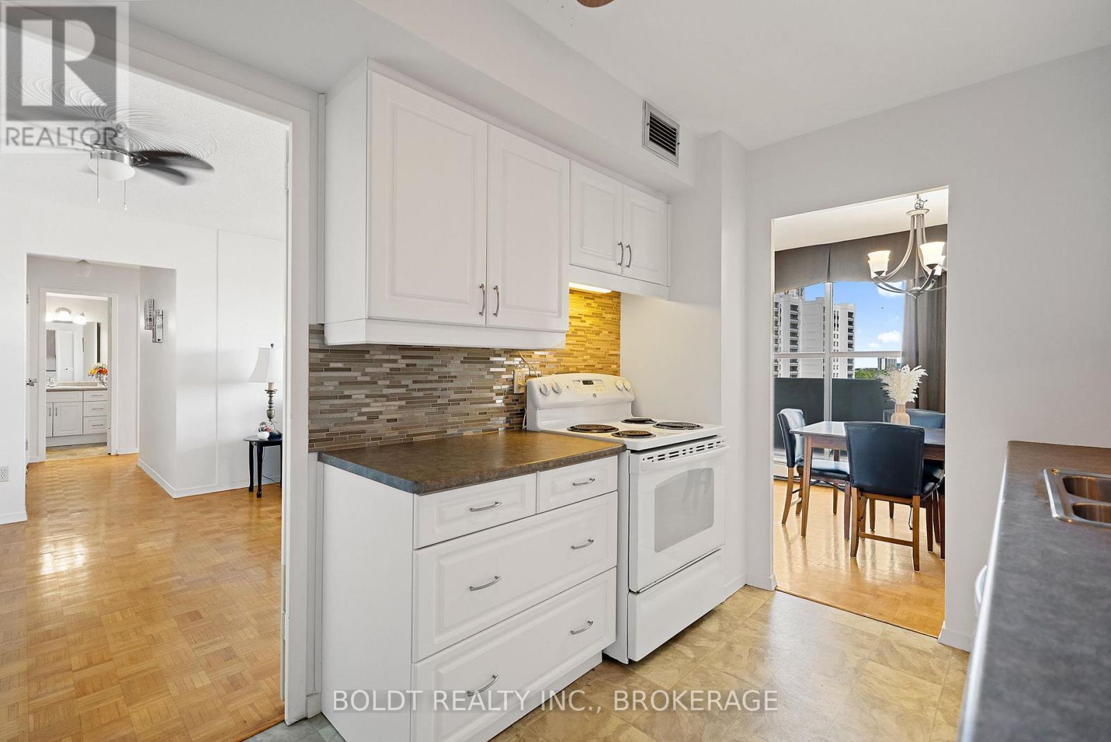 1008 - 35 Towering Heights Boulevard, St. Catharines (Glendale/glenridge), Ontario  L2T 3G8 - Photo 23 - X12589220