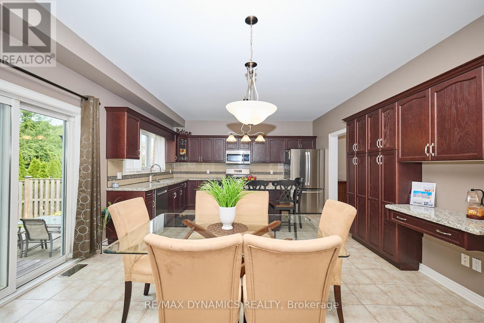 6831 St Michael Avenue, Niagara Falls, Ontario L2H 0A2 - Photo 12 - X12589234