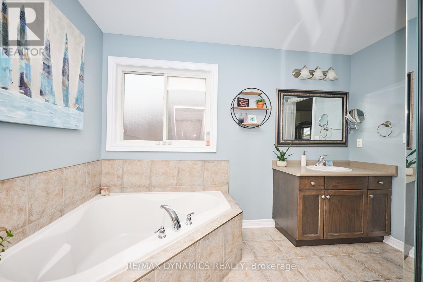 6831 St Michael Avenue, Niagara Falls, Ontario L2H 0A2 - Photo 26 - X12589234