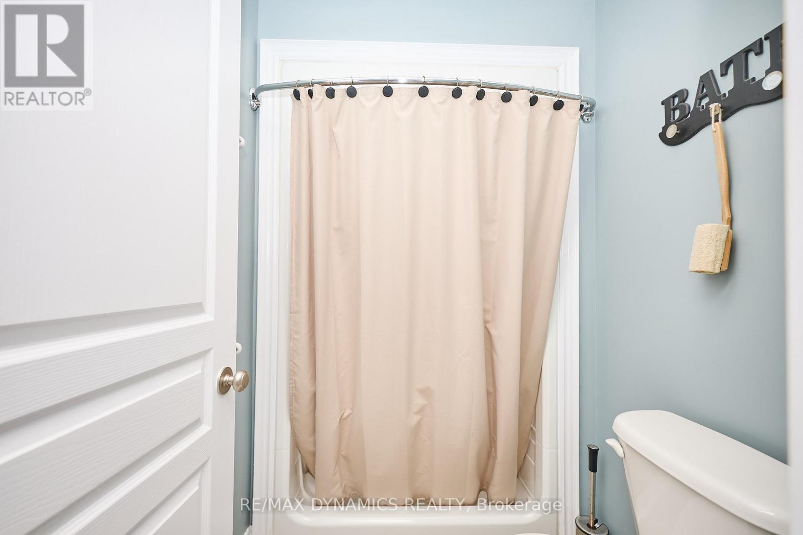 6831 St Michael Avenue, Niagara Falls, Ontario L2H 0A2 - Photo 32 - X12589234