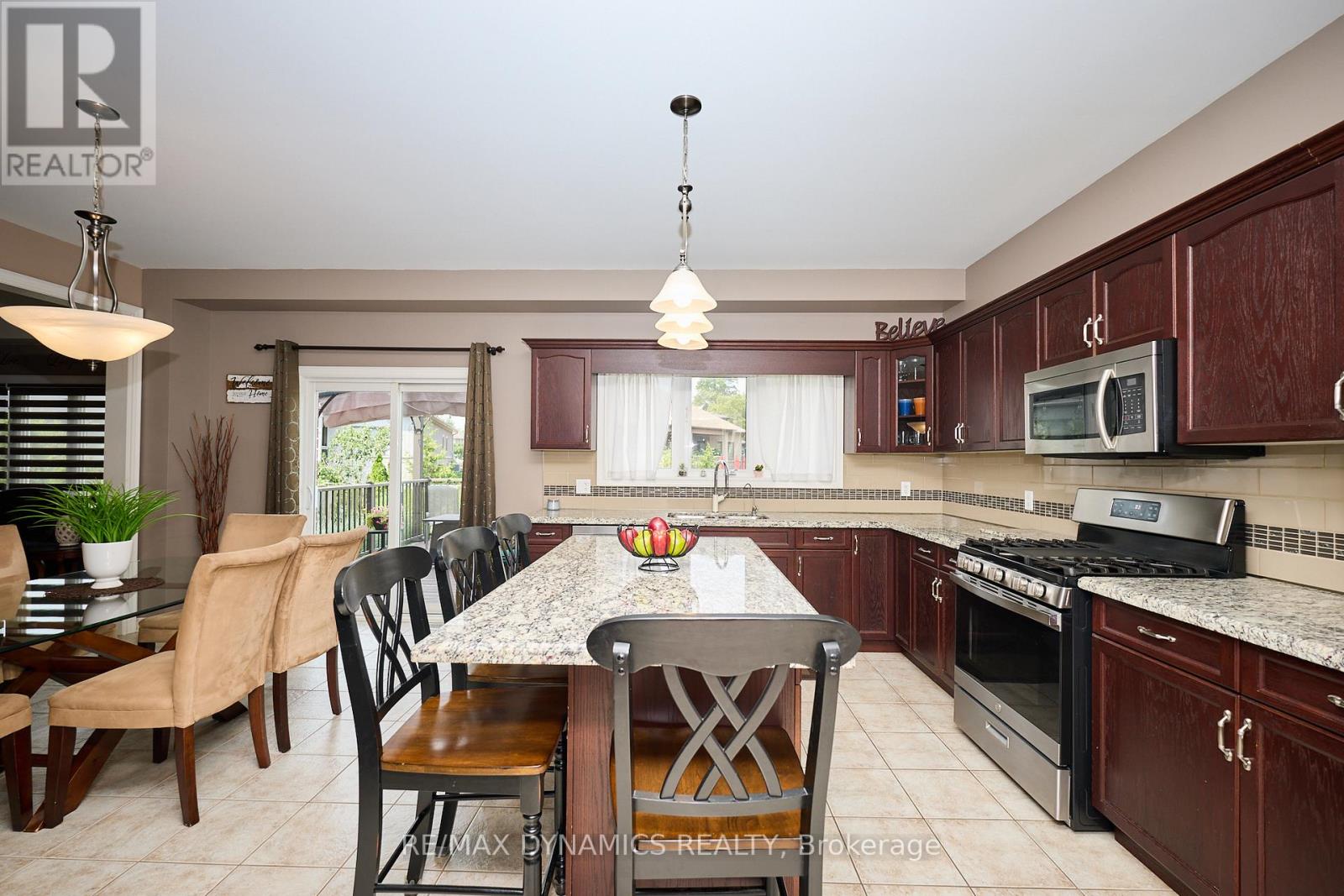 6831 St Michael Avenue, Niagara Falls, Ontario L2H 0A2 - Photo 8 - X12589234