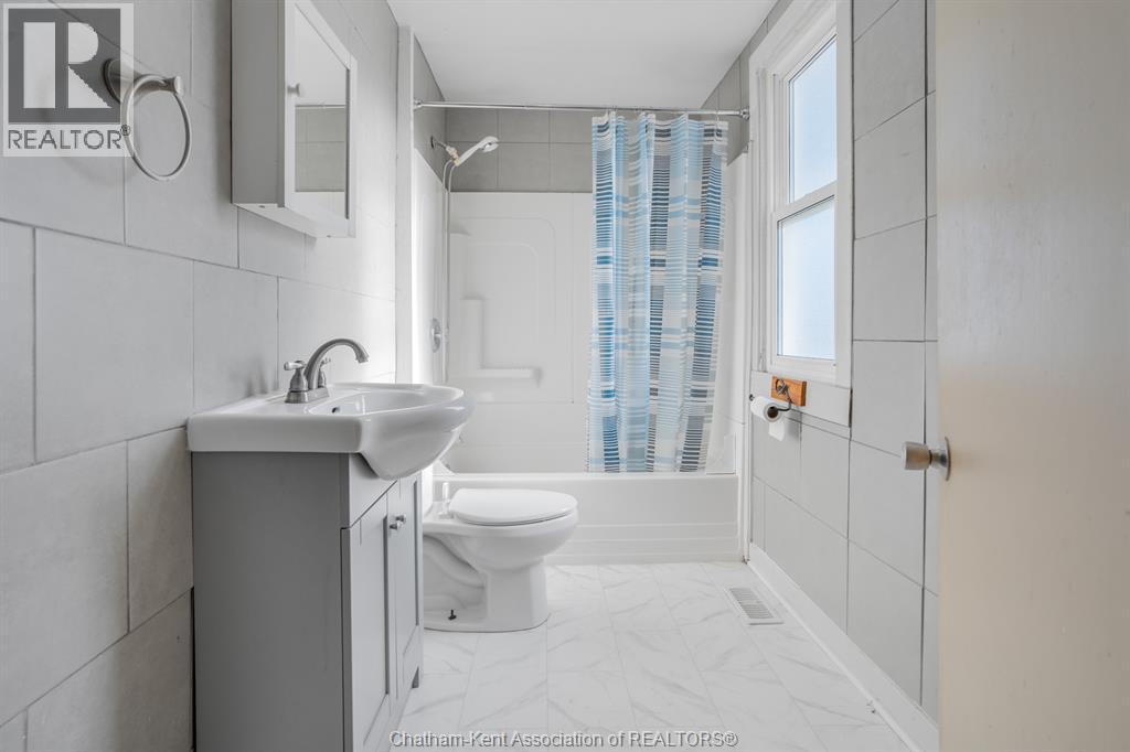 41-43 Woods Street, Chatham, Ontario  N7L 3P9 - Photo 32 - 25030813