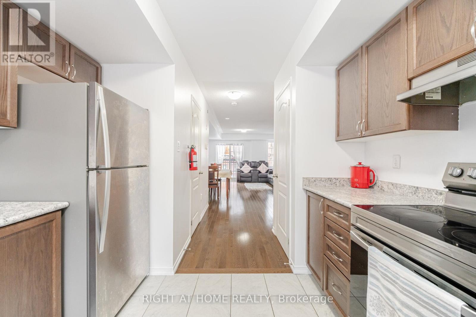 397 - 45 Icy Note Path, Oshawa, Ontario  L1L 0L1 - Photo 12 - E12589236