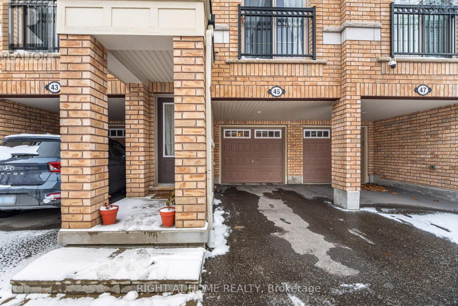 397 - 45 Icy Note Path, Oshawa, Ontario  L1L 0L1 - Photo 4 - E12589236