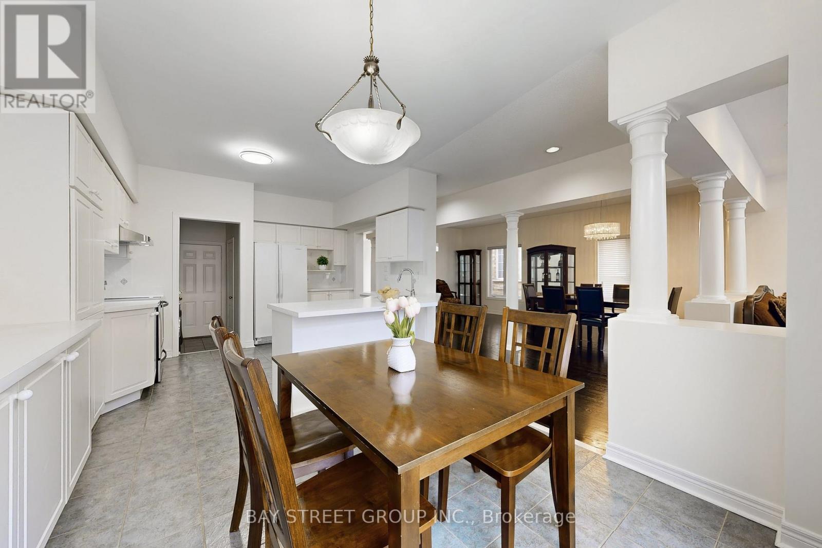 103 Colesbrook Road, Richmond Hill, Ontario  L4S 2G3 - Photo 14 - N12589238