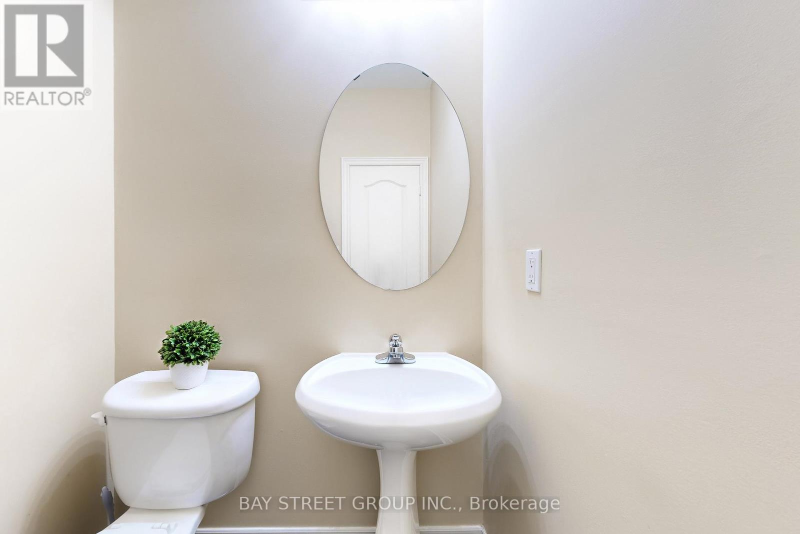 103 Colesbrook Road, Richmond Hill, Ontario  L4S 2G3 - Photo 15 - N12589238