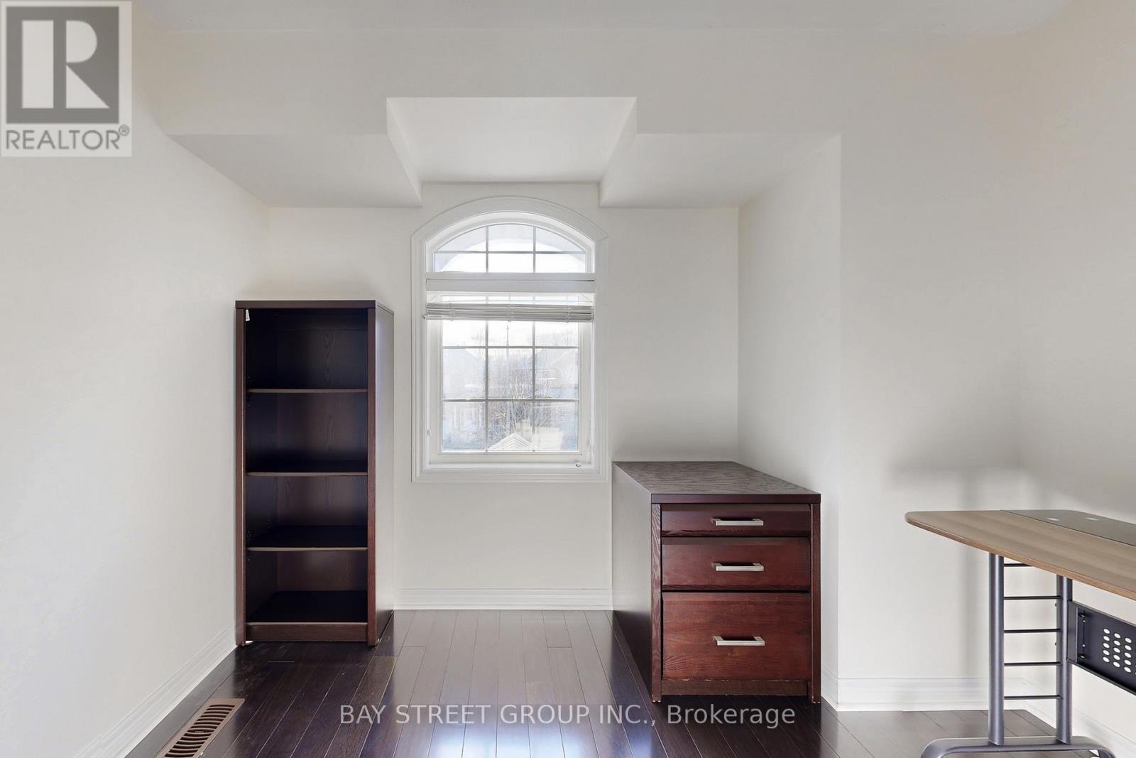 103 Colesbrook Road, Richmond Hill, Ontario  L4S 2G3 - Photo 18 - N12589238