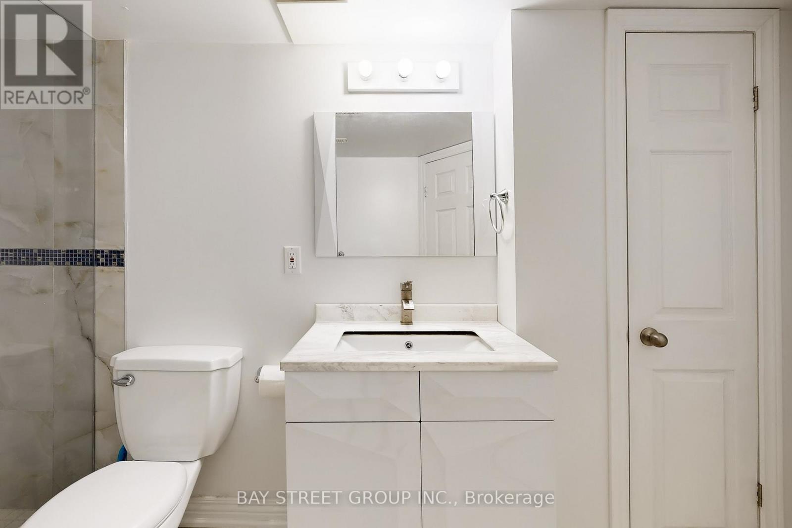 103 Colesbrook Road, Richmond Hill, Ontario  L4S 2G3 - Photo 39 - N12589238