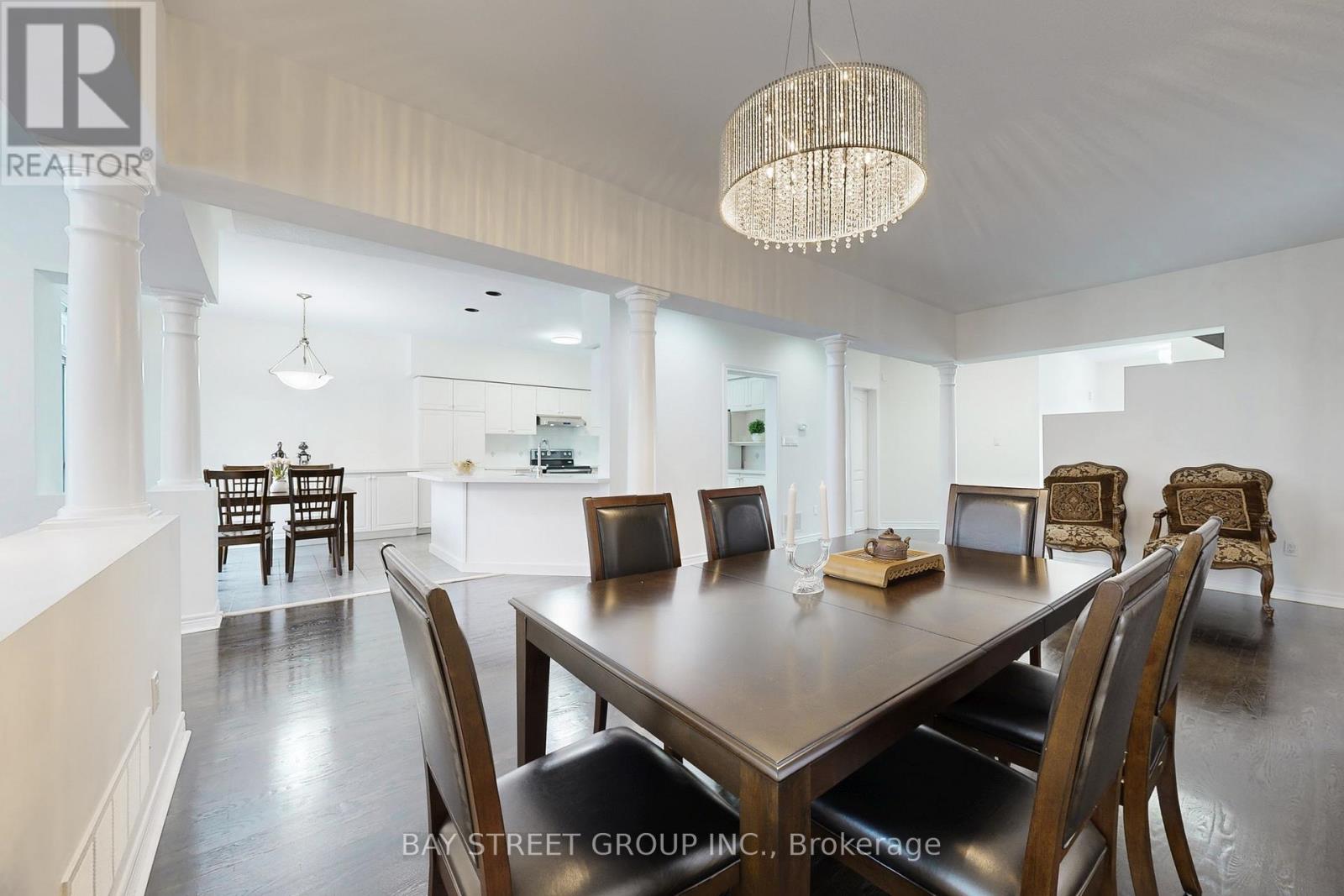 103 Colesbrook Road, Richmond Hill, Ontario  L4S 2G3 - Photo 9 - N12589238