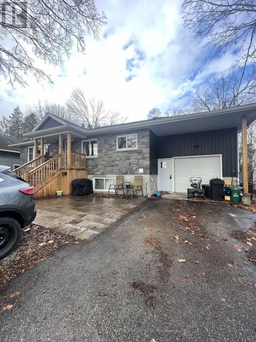 56 Olive Crescent, Orillia, Ontario  L3V 1G1 - Photo 2 - S12589226