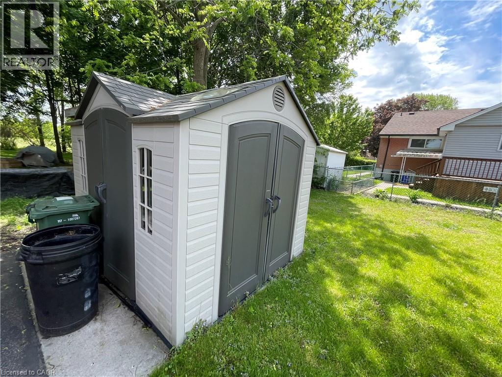 349 Whitney Avenue, Hamilton, Ontario  L8S 2H1 - Photo 43 - 40736445