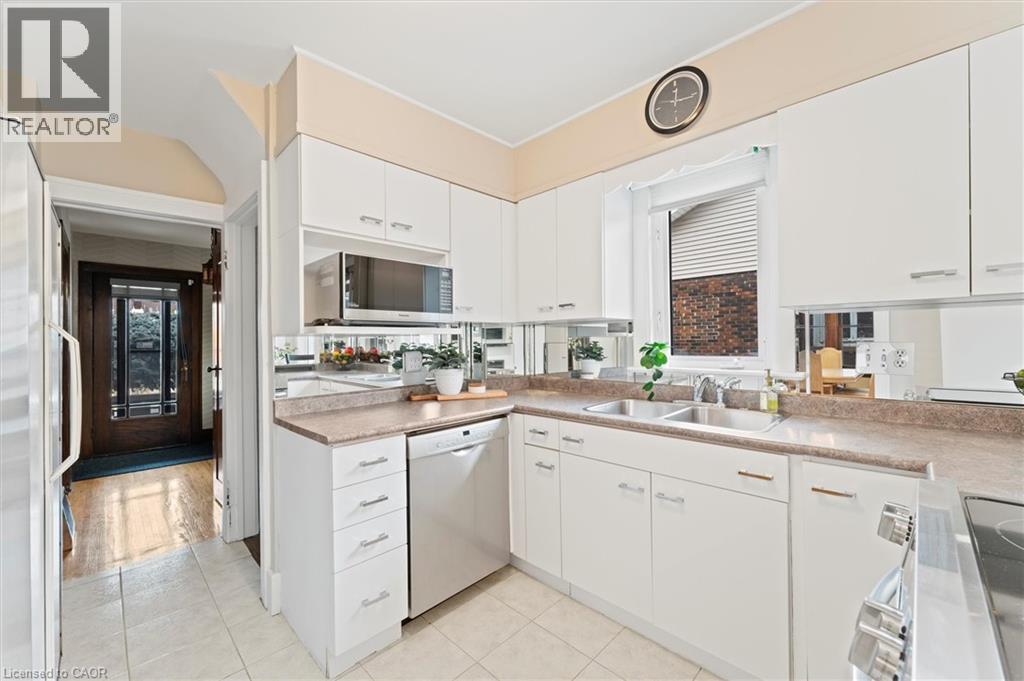 2209 Lincoln Road, Windsor, Ontario  N8W 2R3 - Photo 12 - 40787967