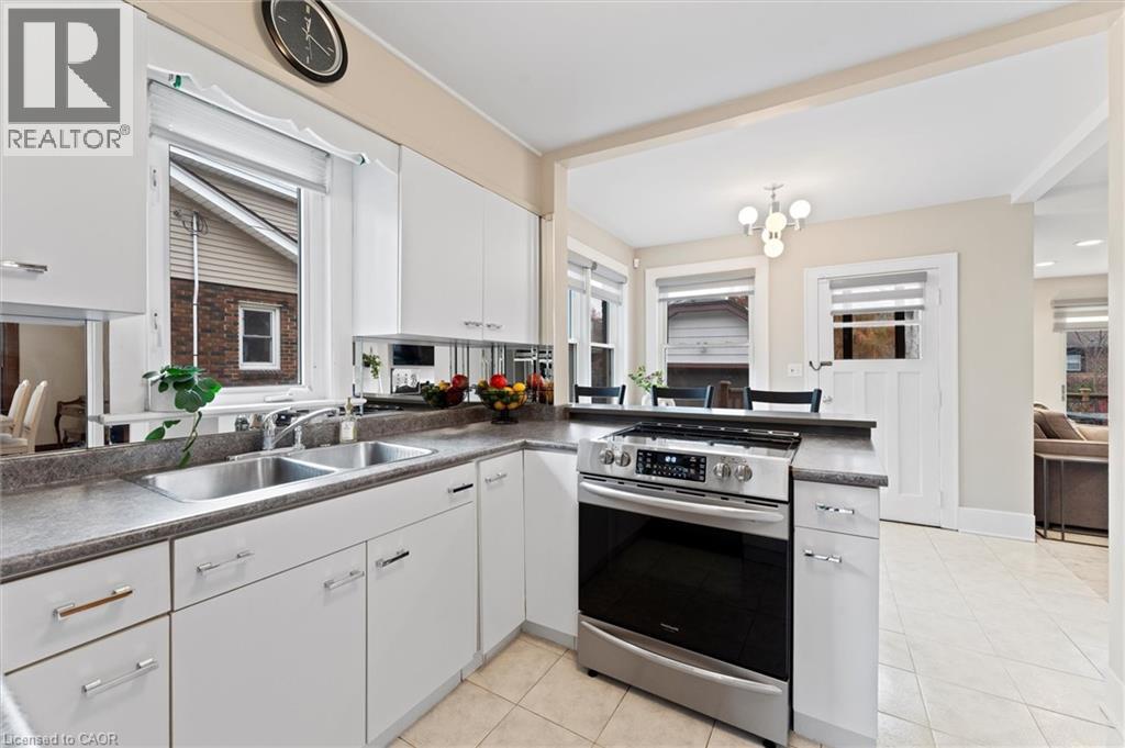 2209 Lincoln Road, Windsor, Ontario  N8W 2R3 - Photo 11 - 40787967