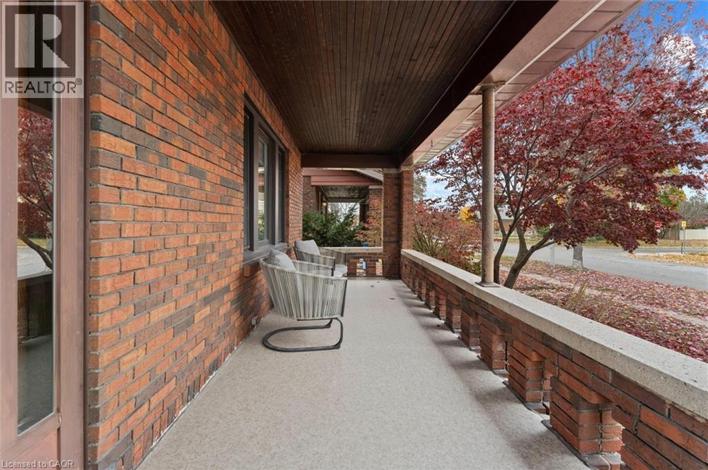 2209 Lincoln Road, Windsor, Ontario  N8W 2R3 - Photo 2 - 40787967