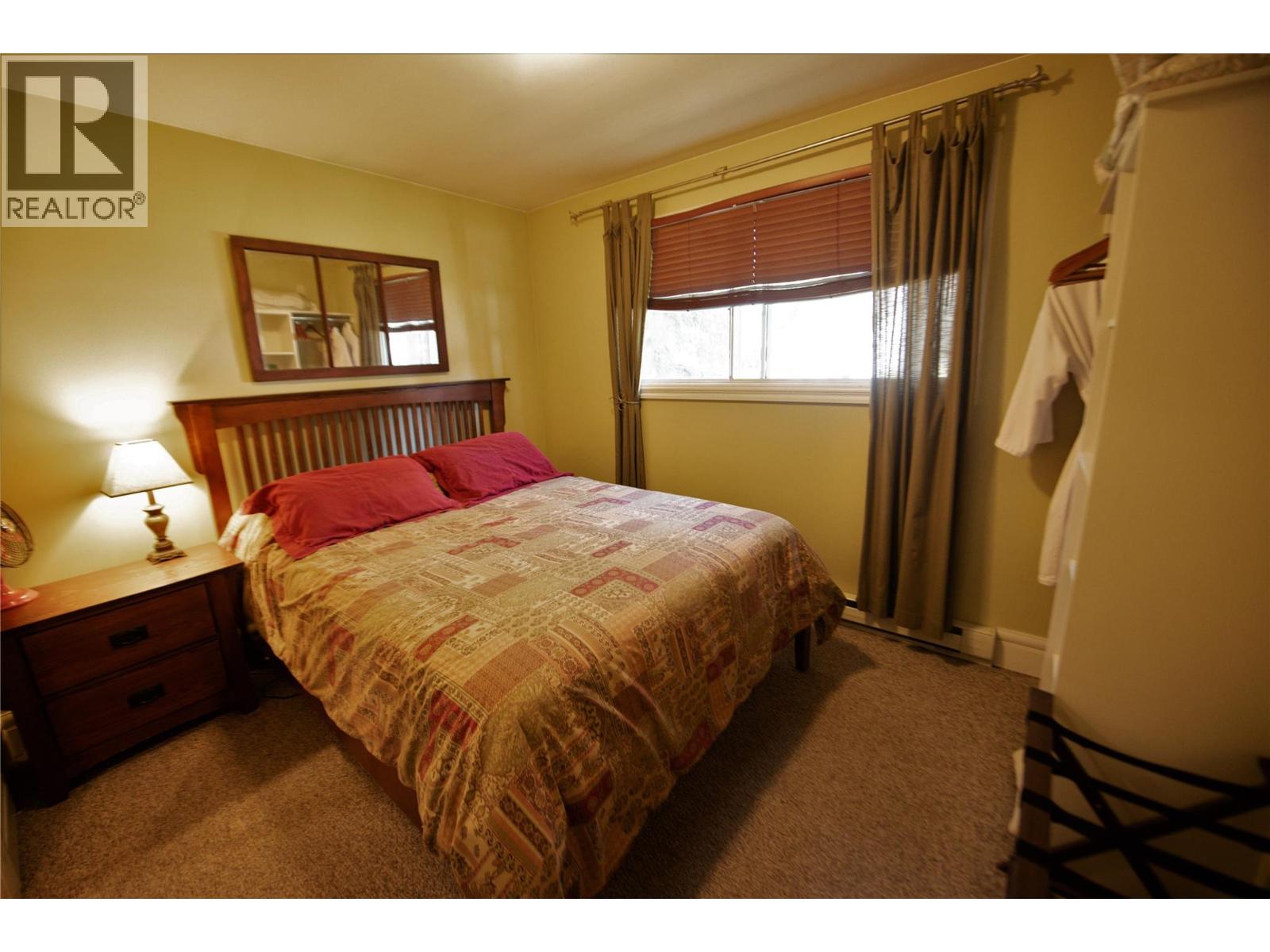 1306 Selkirk Drive, Golden, British Columbia  V0A 1H6 - Photo 11 - 10370134