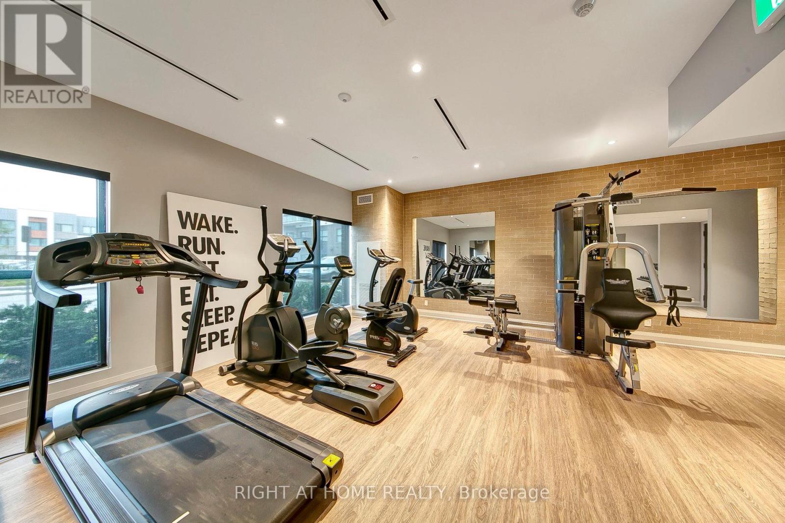 603 - 102 Grovewood Common, Oakville, Ontario  L6H 0X2 - Photo 36 - W12589228