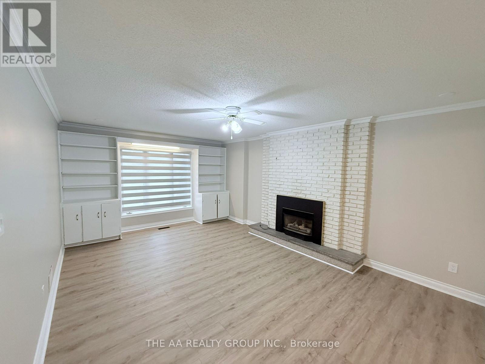 65 Hillside Drive, Brampton, Ontario  L6S 1A5 - Photo 13 - W12589232