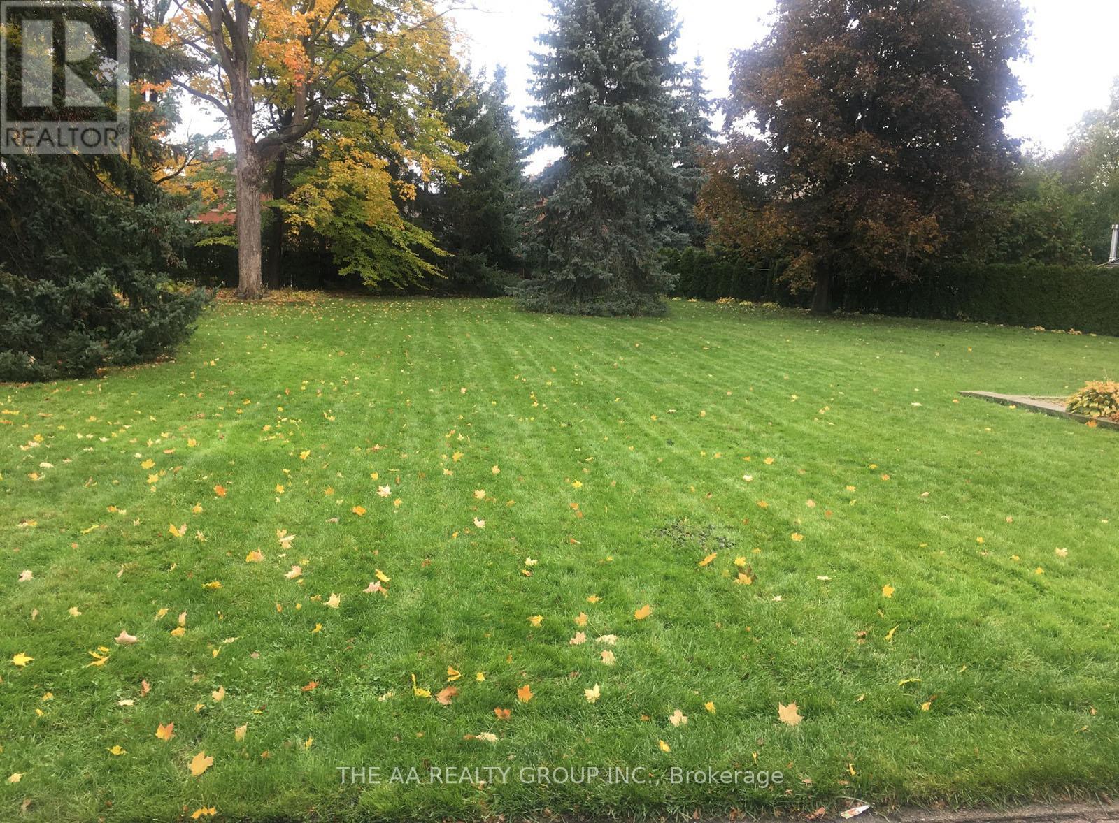 65 Hillside Drive, Brampton, Ontario  L6S 1A5 - Photo 41 - W12589232