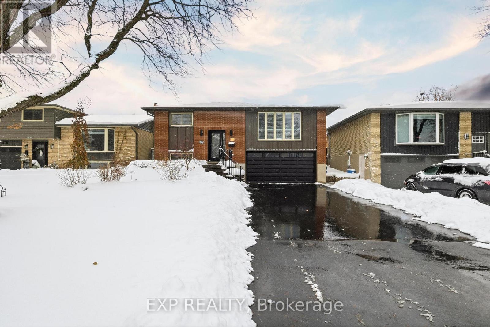 364 Roselawn Place, Waterloo, Ontario  N2L 5P1 - Photo 2 - X12589242
