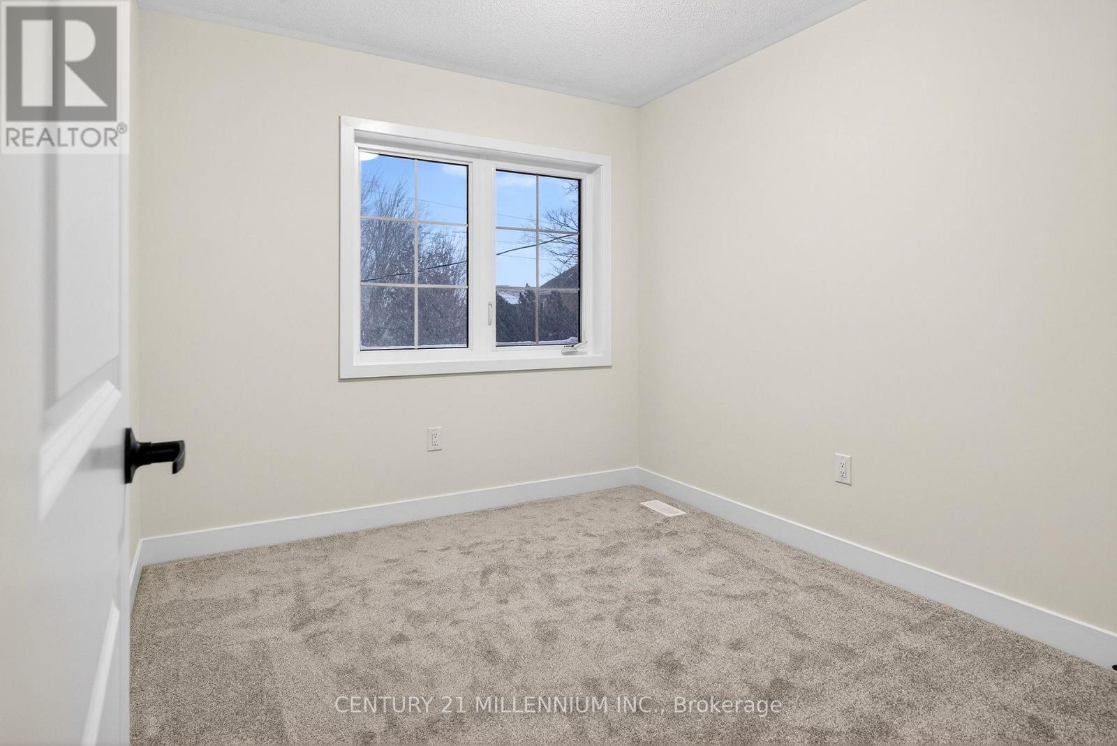 116 Gordon Street, Shelburne, Ontario L9V 3Y1 - Photo 14 - X12410155