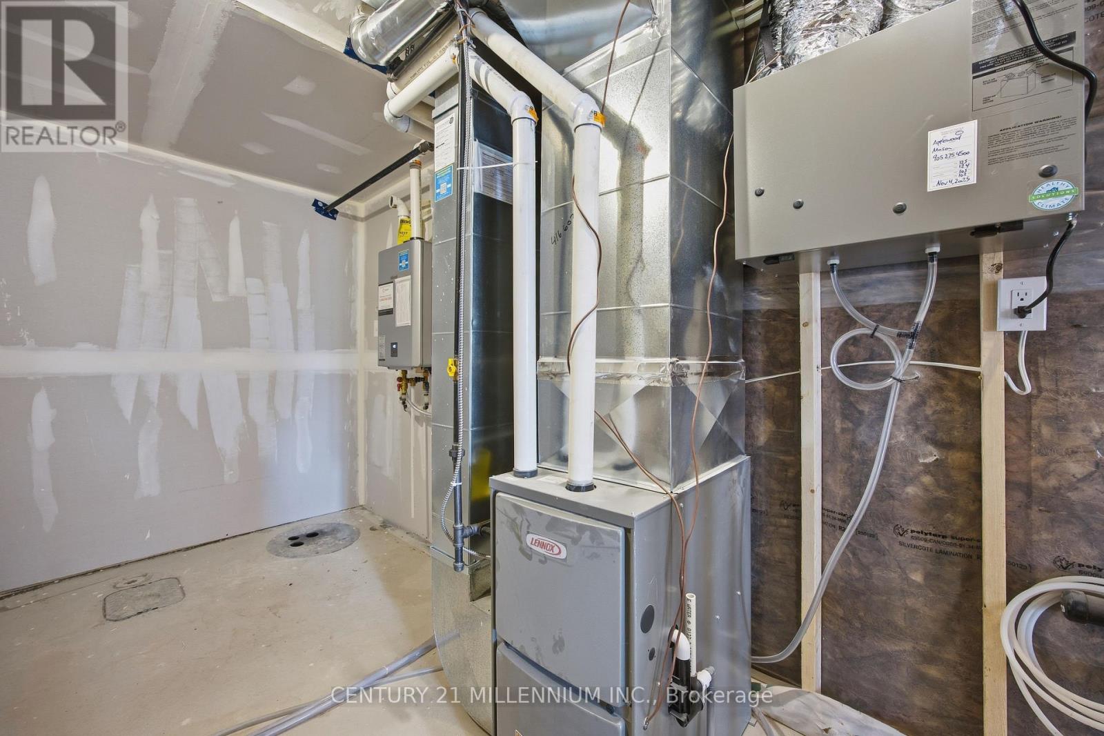 116 Gordon Street, Shelburne, Ontario L9V 3Y1 - Photo 26 - X12410155