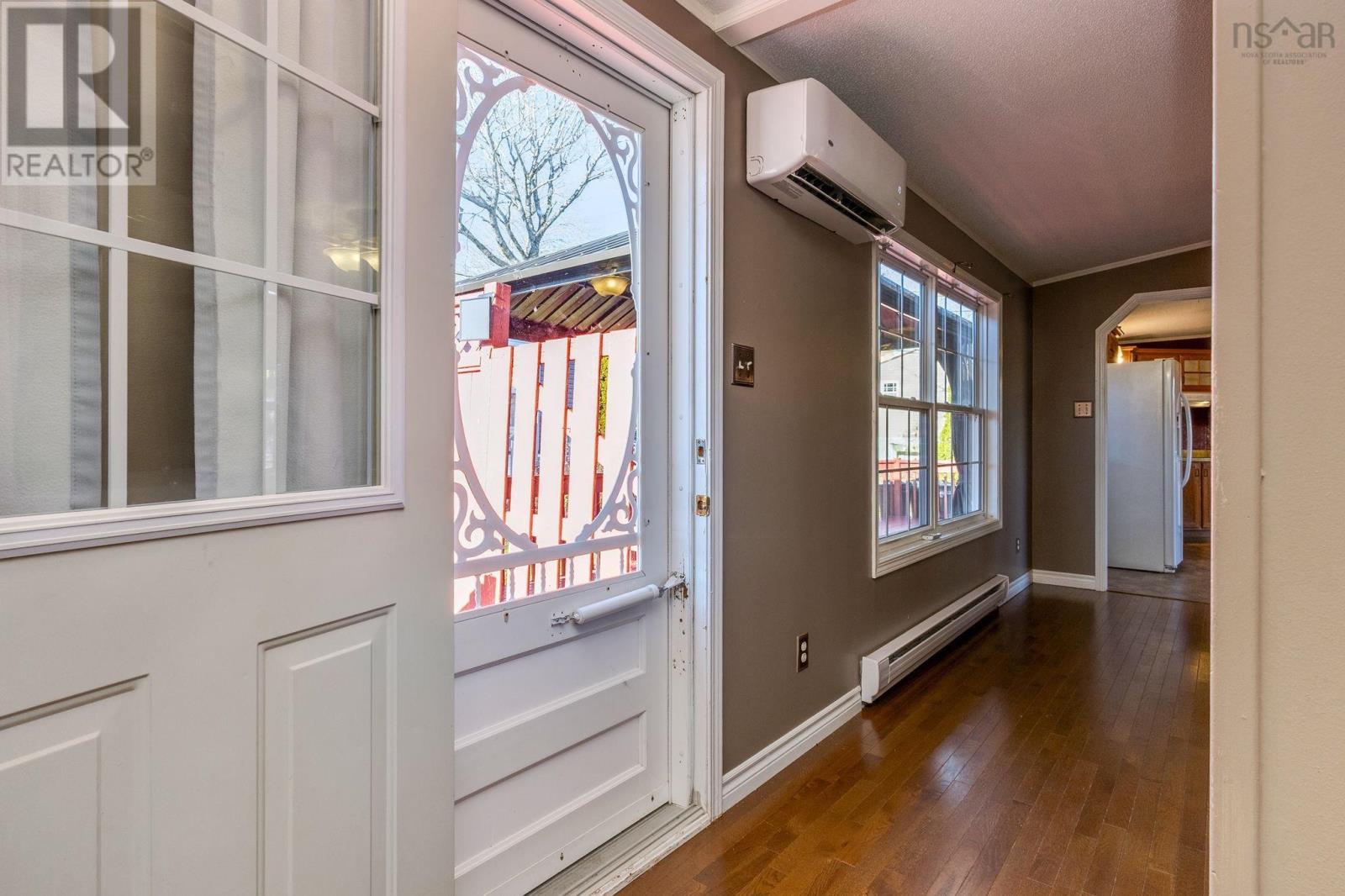 12 Eighth Street, Lucasville, Nova Scotia  B4B 1R4 - Photo 8 - 202528794