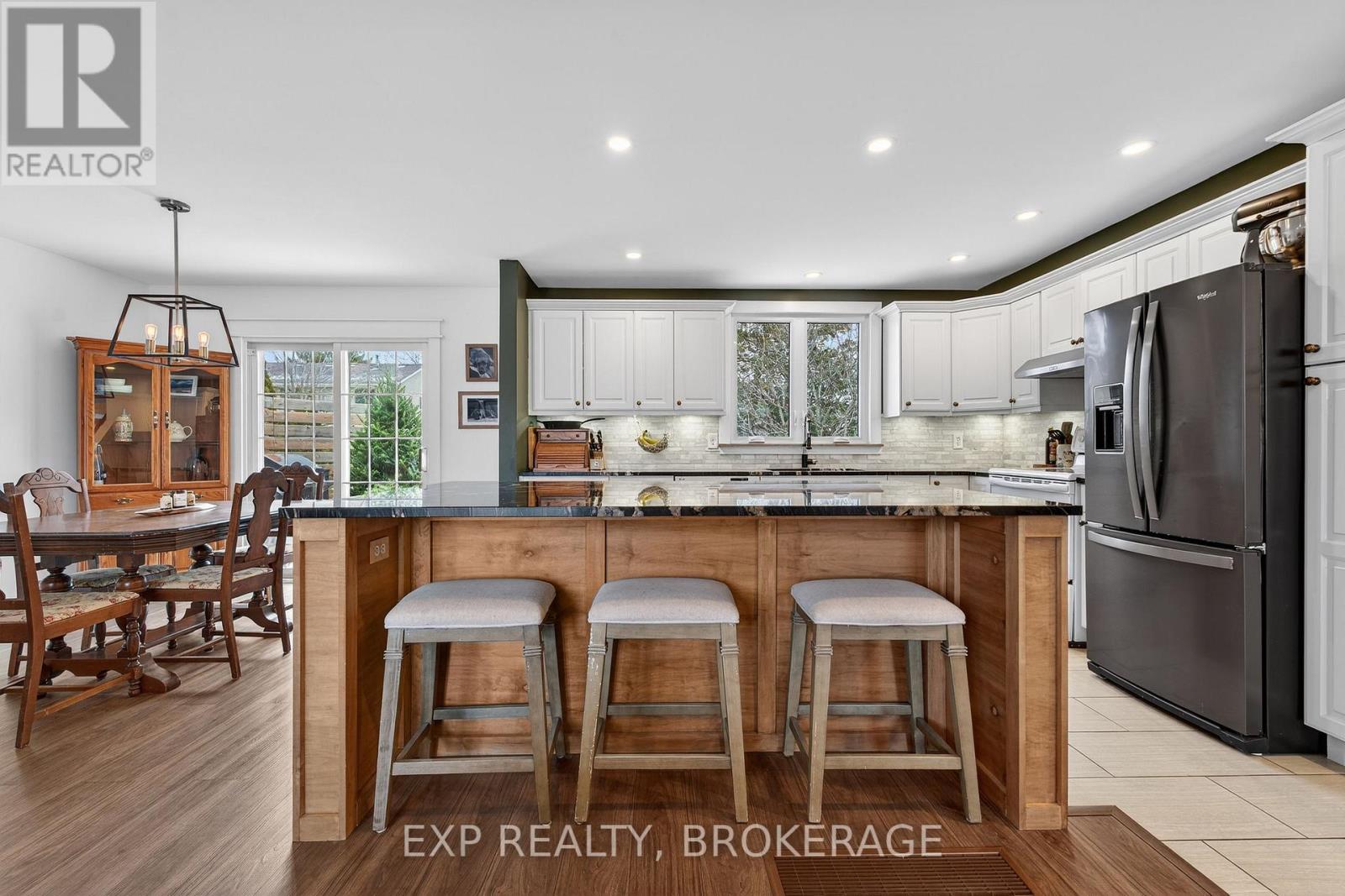 918 Cresthill Street, Kingston, Ontario  K7P 1H7 - Photo 12 - X12589298