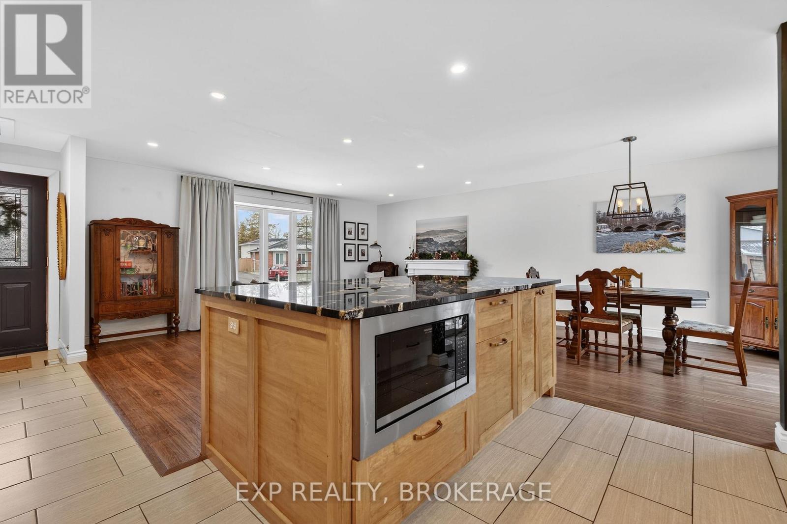 918 Cresthill Street, Kingston, Ontario  K7P 1H7 - Photo 15 - X12589298