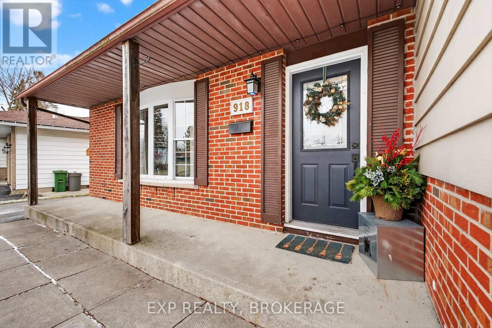 918 Cresthill Street, Kingston, Ontario  K7P 1H7 - Photo 4 - X12589298