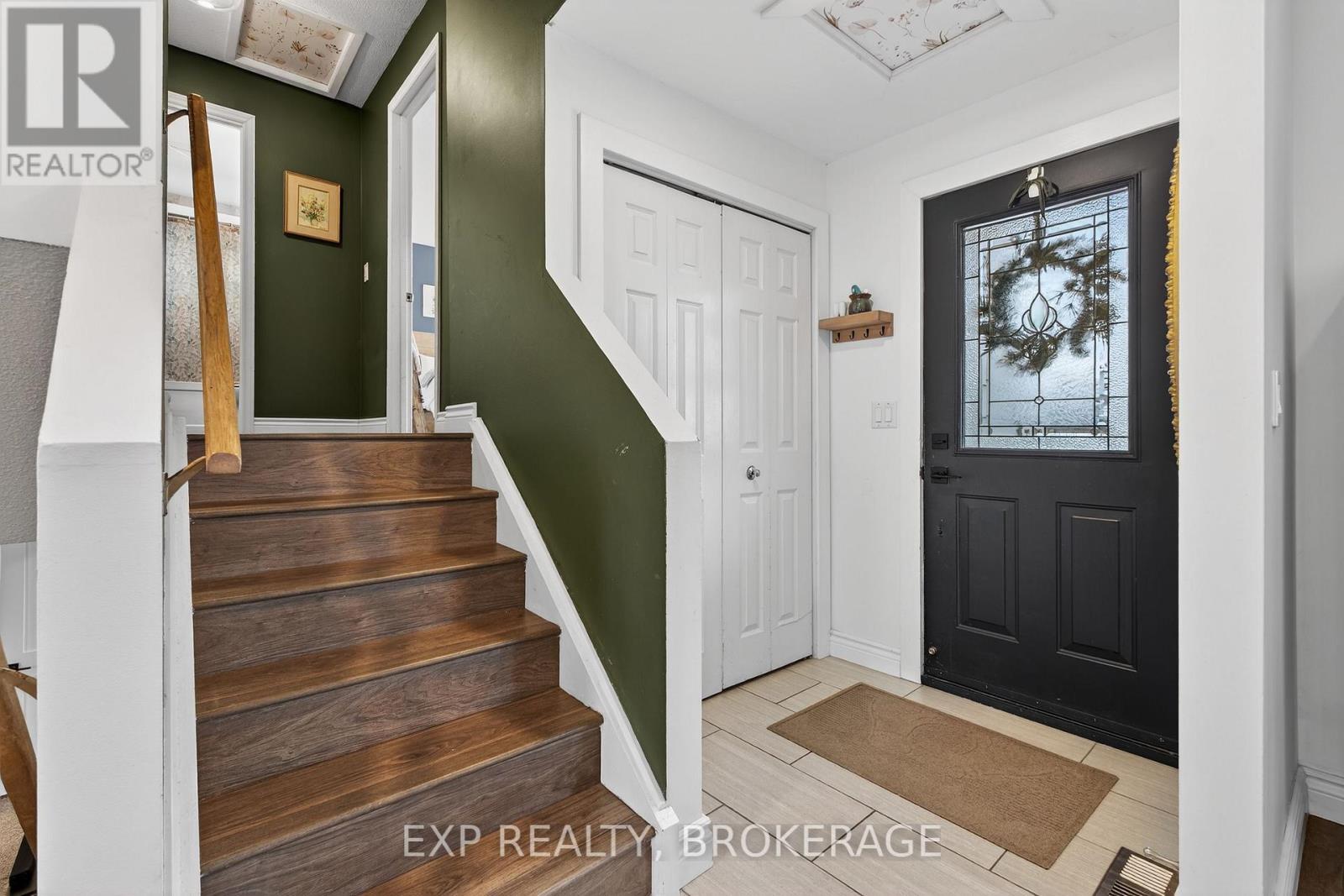 918 Cresthill Street, Kingston, Ontario  K7P 1H7 - Photo 5 - X12589298