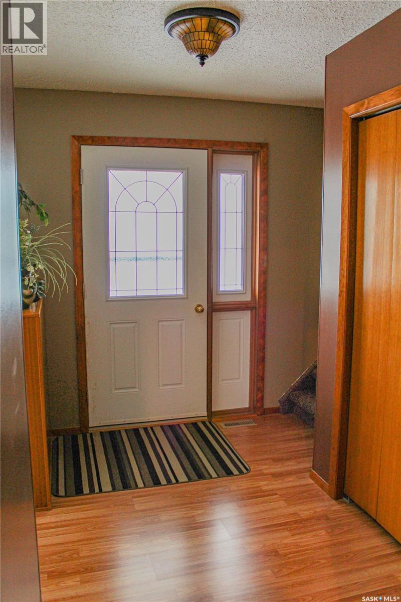 117 Saskatchewan Crescent, Kinistino, Saskatchewan  S0J 0A6 - Photo 6 - SK024899