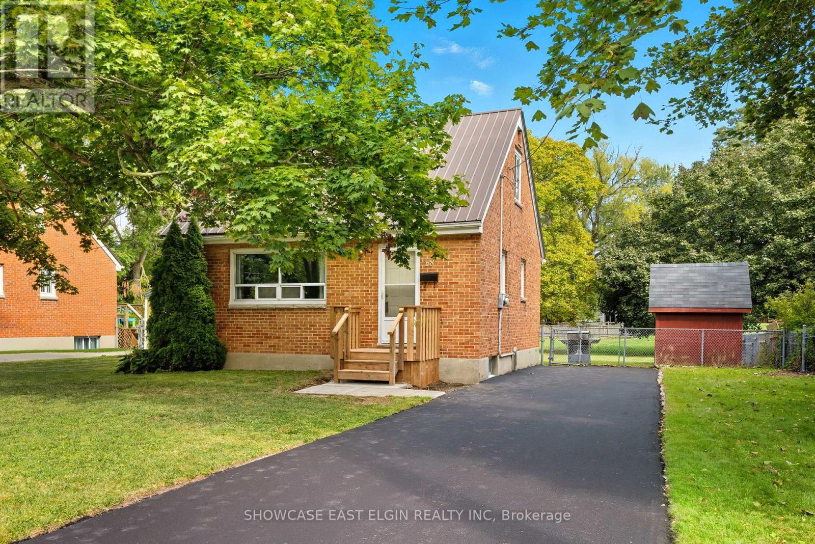 68 DUNKIRK DRIVE, St. Thomas, Ontario