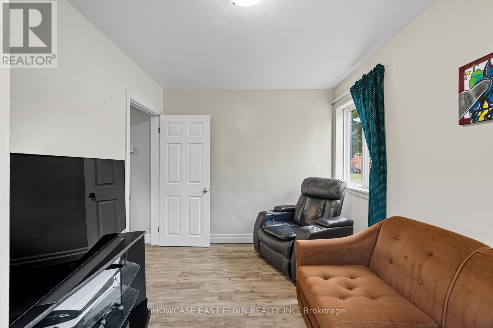 68 Dunkirk Drive, St. Thomas, Ontario  N5R 1S3 - Photo 14 - X12589258