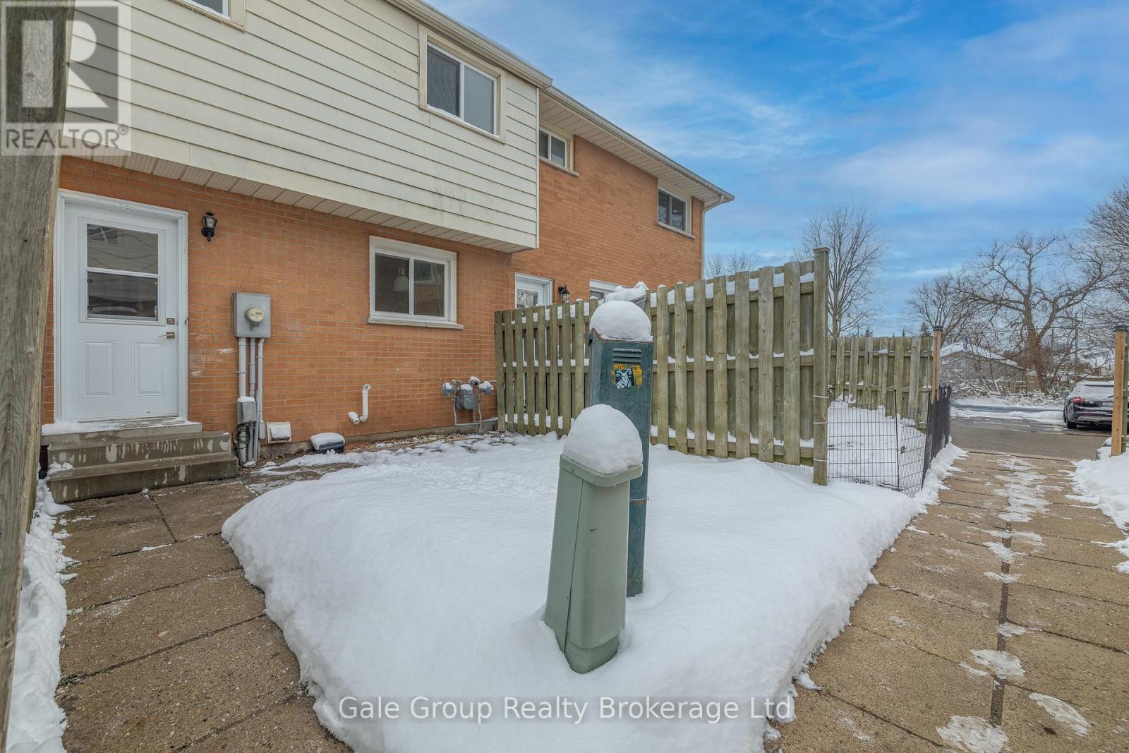 11 - 78 Bee Street, Woodstock, Ontario  N4S 3Z3 - Photo 5 - X12589254