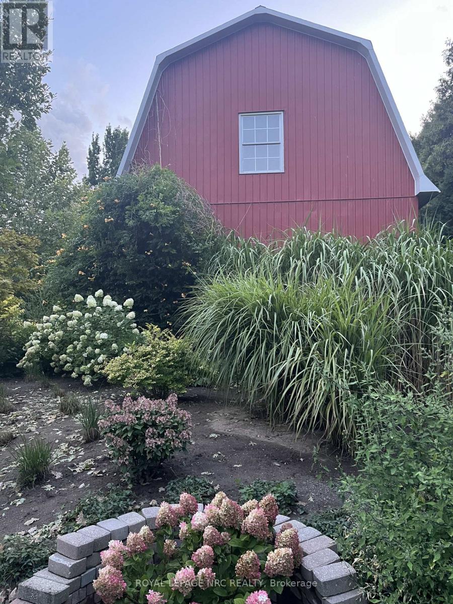 326 Lakeshore Road, Niagara-On-The-Lake, Ontario  L0S 1J0 - Photo 38 - X12589252