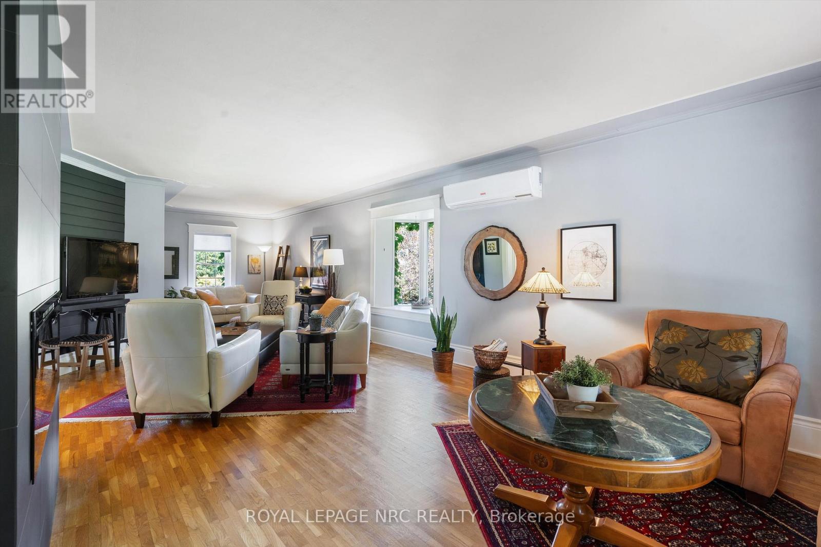 326 Lakeshore Road, Niagara-On-The-Lake, Ontario  L0S 1J0 - Photo 9 - X12589252