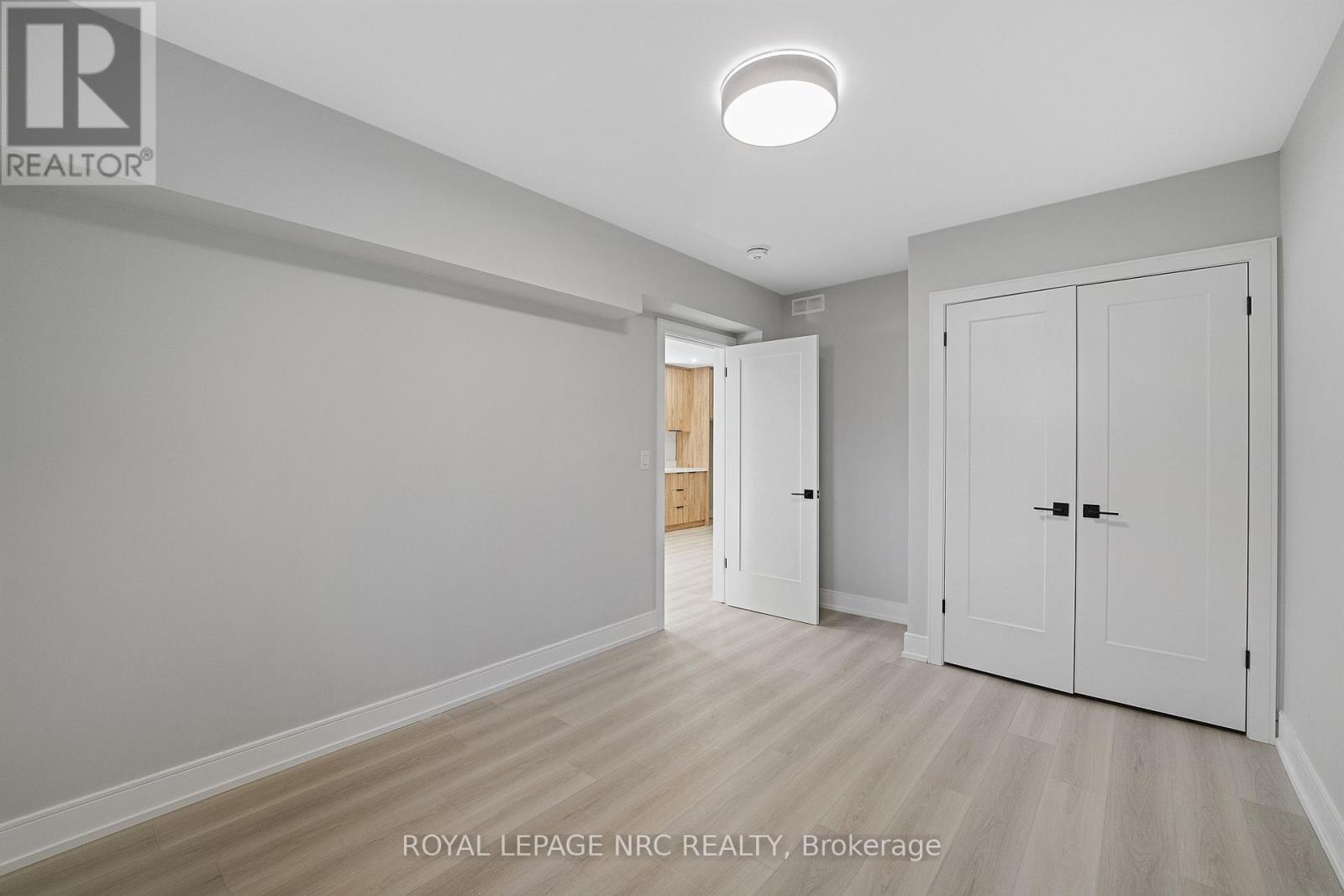 Lower - 668 Quaker Road, Welland, Ontario  L3C 3H2 - Photo 13 - X12589266