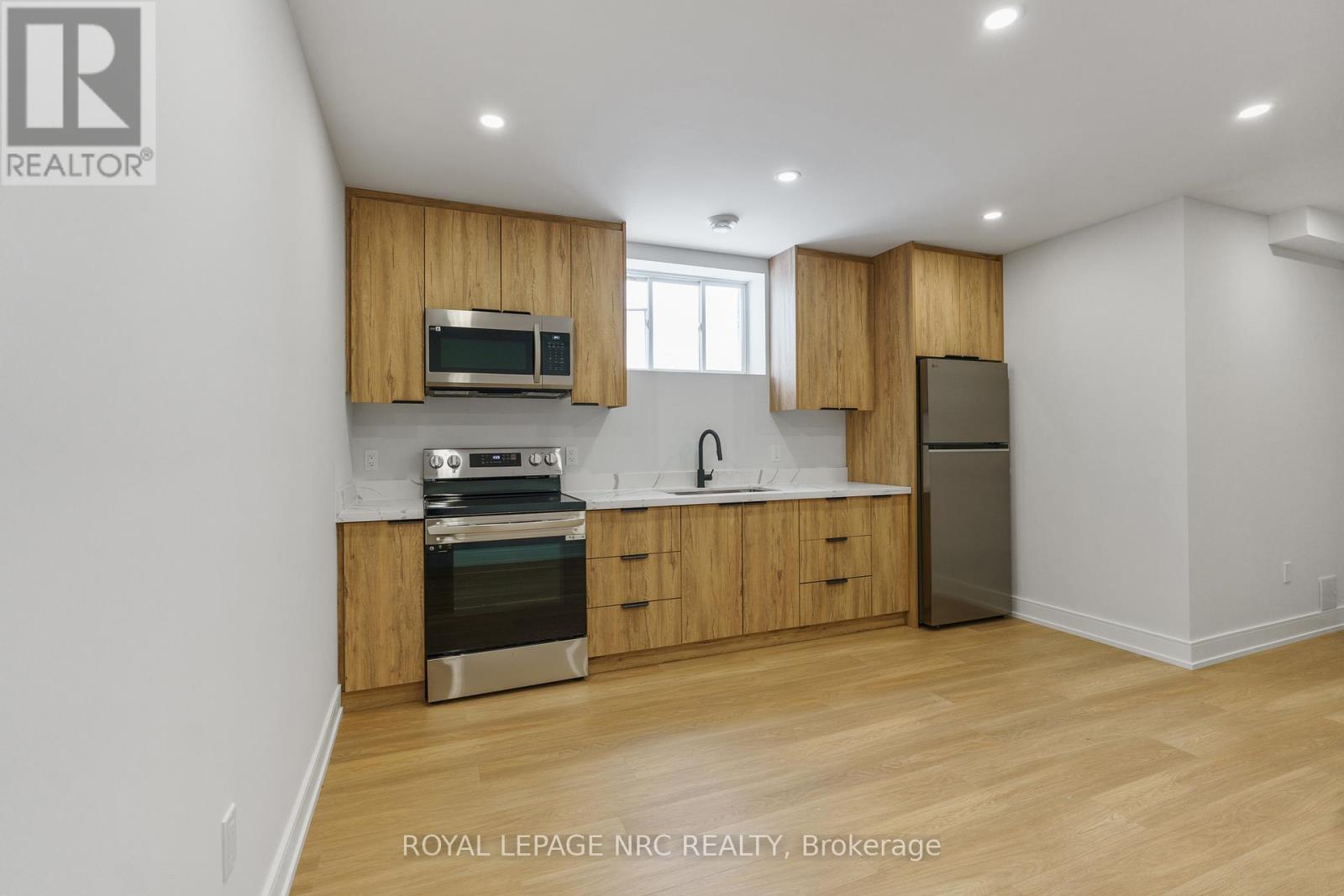 Lower - 7386 Splendour Drive, Niagara Falls, Ontario L2H 3V8 - Photo 7 - X12589268